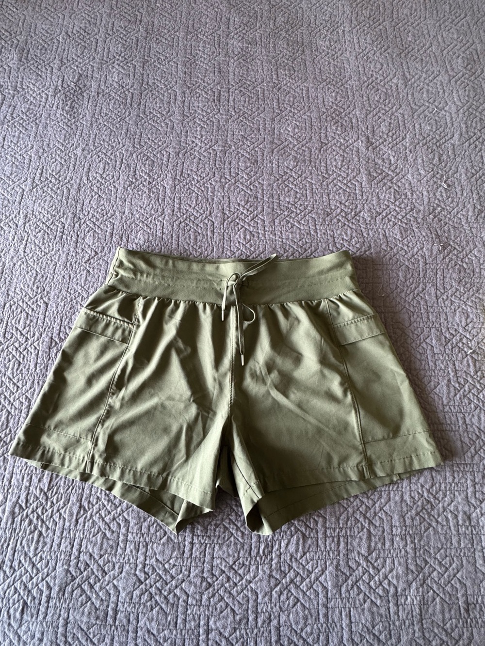 Calia Women’s Olive Green Drawstring Waist Shorts